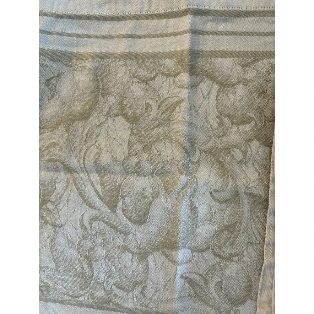 William Sonoma 2 cloth placemats with 2 napkins tan floral made in Italy VGC